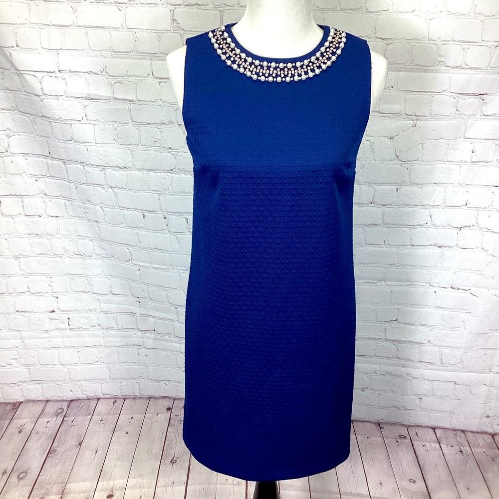 NWT Adrienne Vittadini Jeweled Neck Sleeveless Sheath Shift Dress Blue Size 4